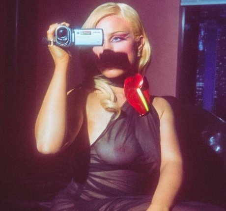 Slayyyter star porn pics