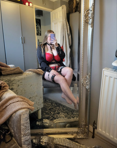 Kawigirl98 model pornographic picture