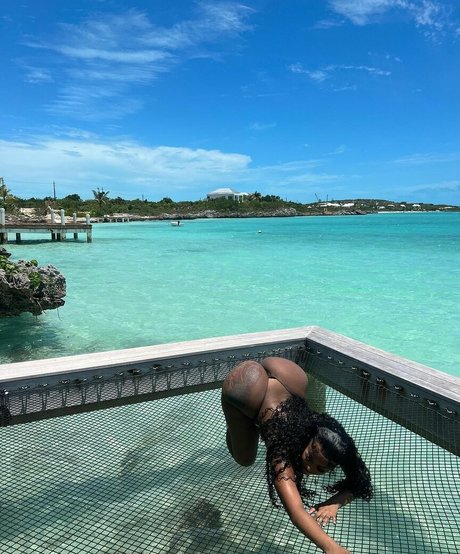 Lovelyruthiee sexy model galleries