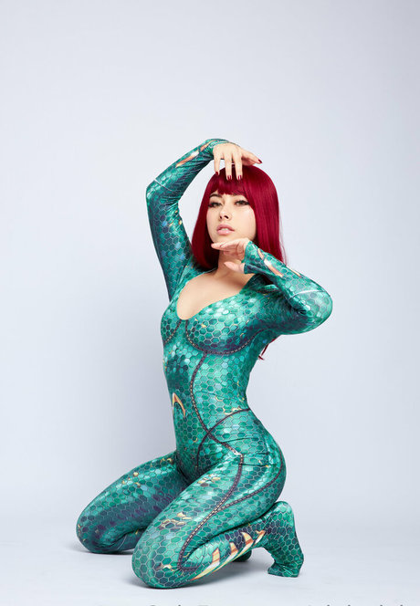 gigidiary model nude photo