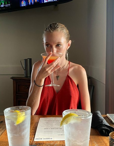 shemale cum in mouth onlyfans porno photos