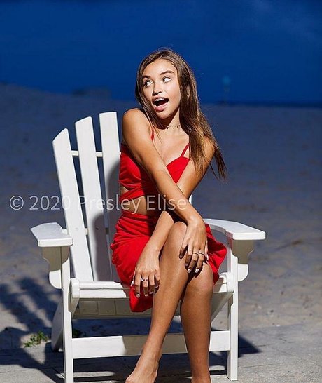 Penelope East Chexit top actress picture