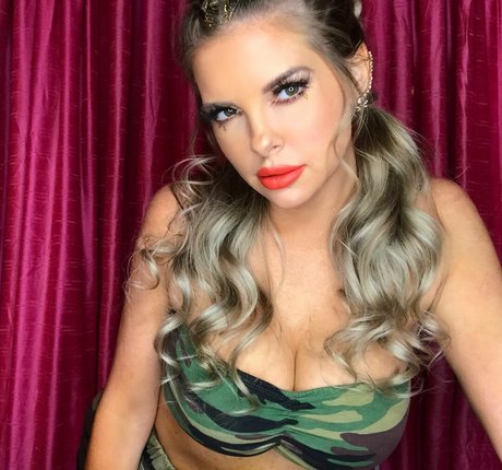 Kayla Collins free pornstar images