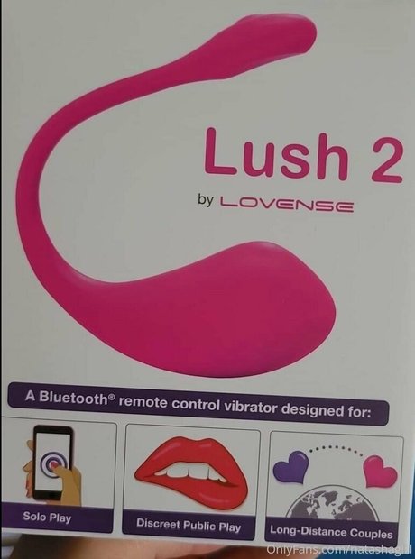 natashagirl model naked photo