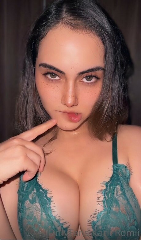 kariiromii hot model galleries
