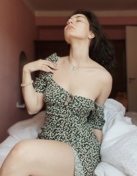 Mussessein pornstar naked pictures