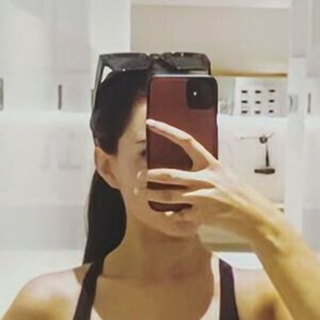 Lottie Lion naked pornstar galleries