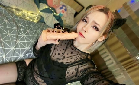 sandra tiny model exclusive pics