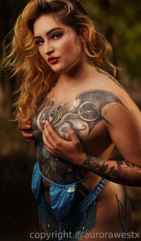 aurorawestx porn star pic