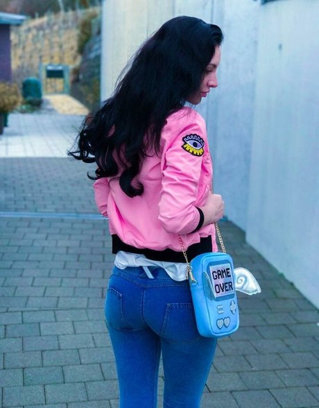 Gnu live star pornographic galleries