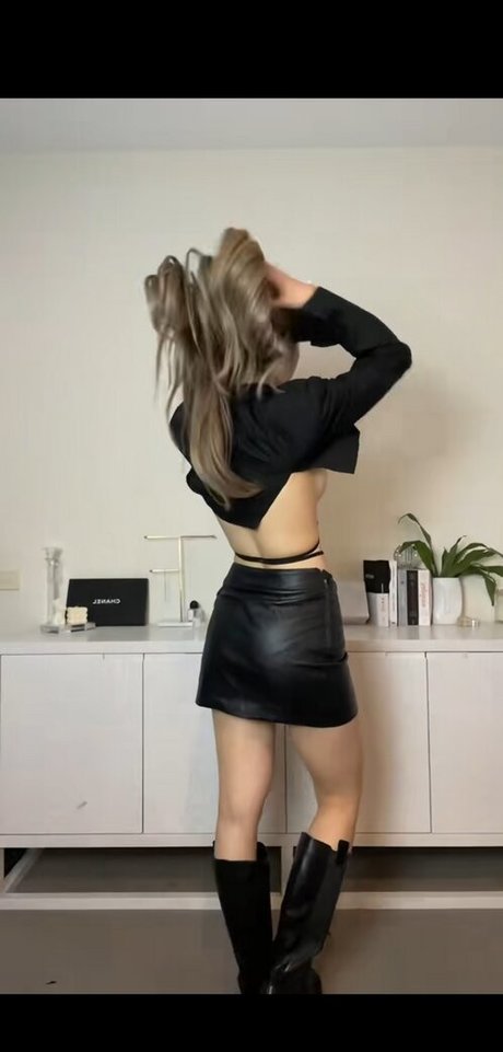 Chloe Zhu star porn archive