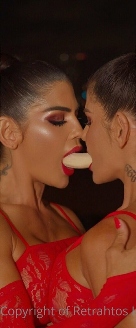 Mailyn Fernandez_ pornstar erotic images