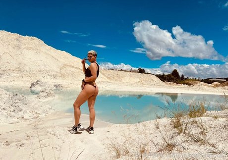 squirting onlyfans adult photos