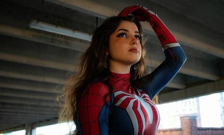 midget miki nude pornstar image