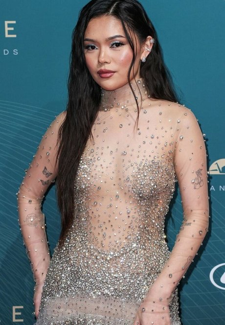 Lisa Yamada nice model image