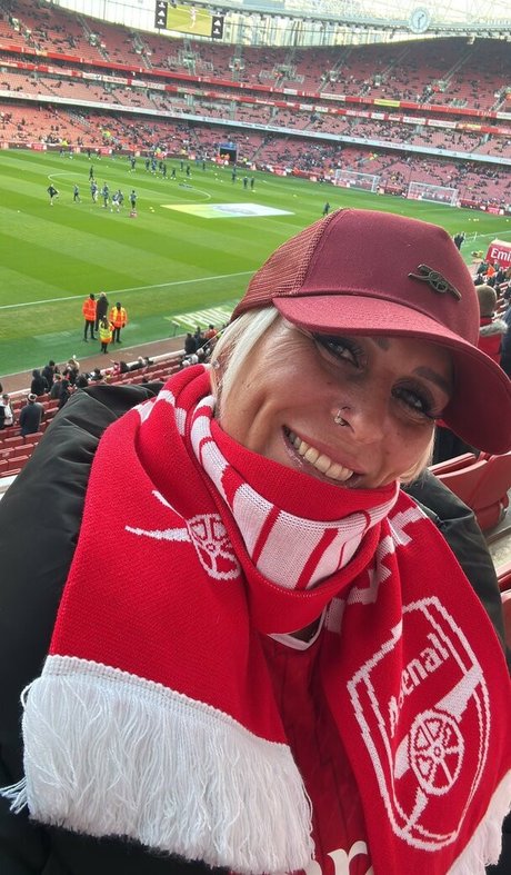 brithotwife nice model img