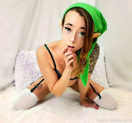 rileycyriis vip exclusive actress galleries