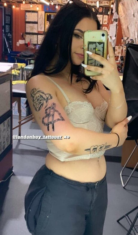 Yogscast Sophie pornstar sexy img