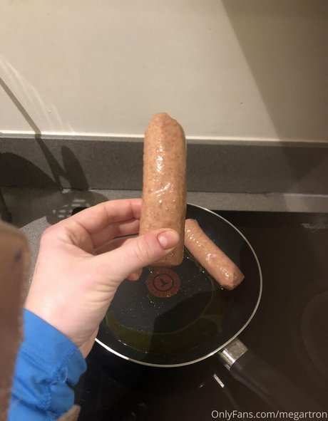 megartron nice actress picture