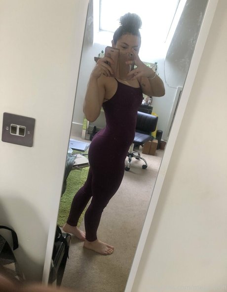 ebony smoking onlyfans top gallery