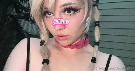 bladeesgf333 pornstar img