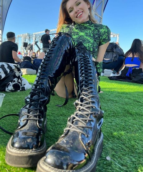 hooping meow hot star pictures