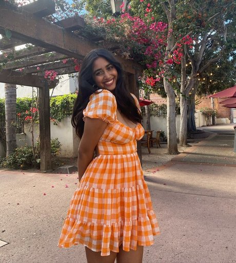 ritishaaaaaaaaaa naked actress photo