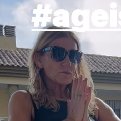 Michelle Collins model erotic photo