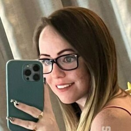 sophdefoe model hd img