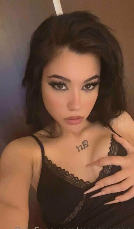 Mayaxrosee pornographic model pics