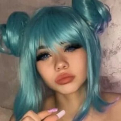 Mayaxrosee model pretty images