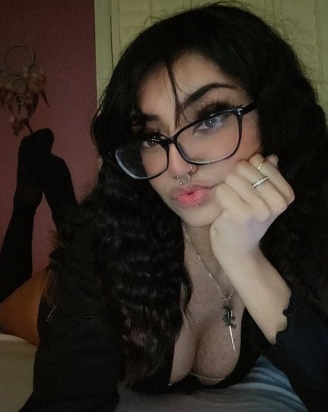 Lilrorivert hot actress gallery