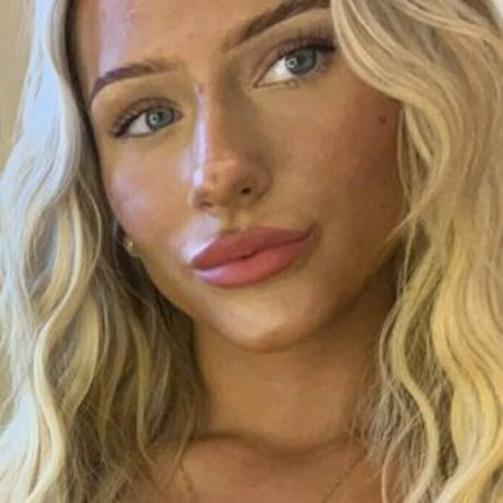 annamorae136 erotic pornstar img