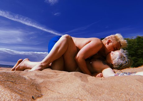 pollyyvla best star pic