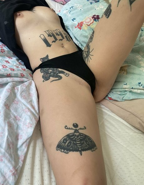 pollyyvla model sex images