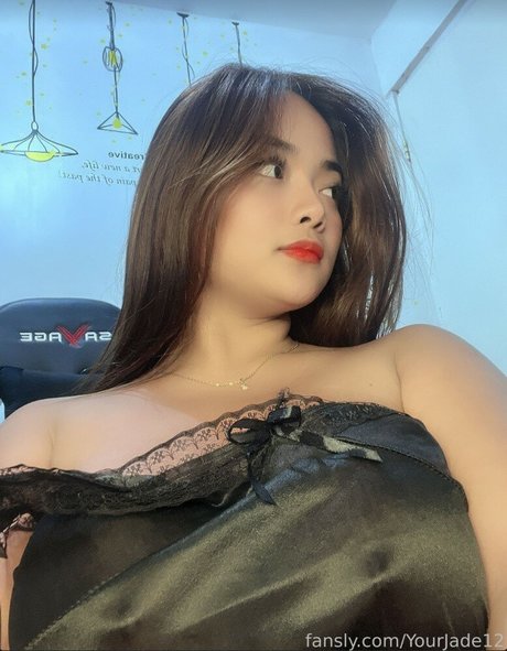 jade12 nude star photos