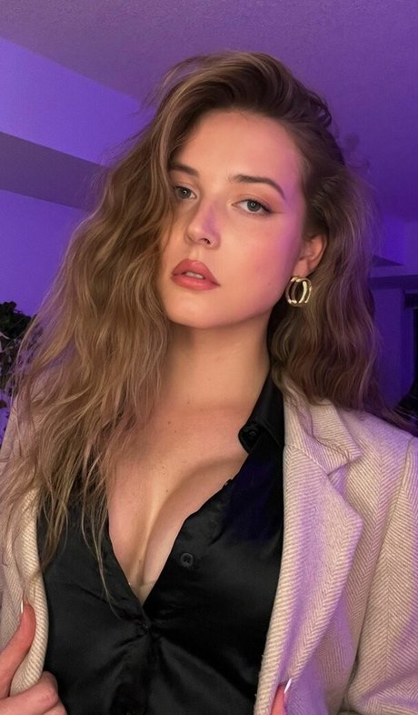 blowjob brunette onlyfans free sexy image