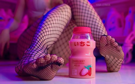 Yana Lerman star nude img