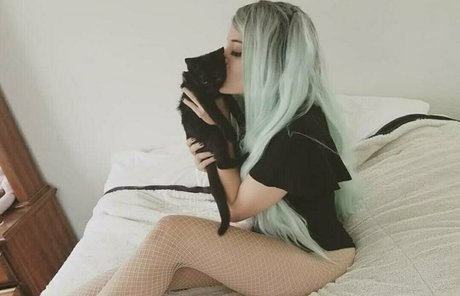 cosplayadore actress picture