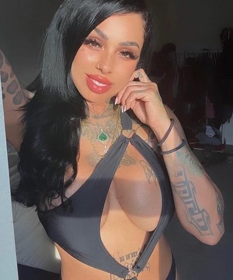 Yogapantsqueen pornstar nudes gallery