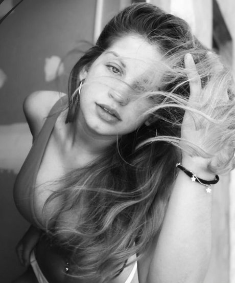 blonde handjob onlyfans hd gallery