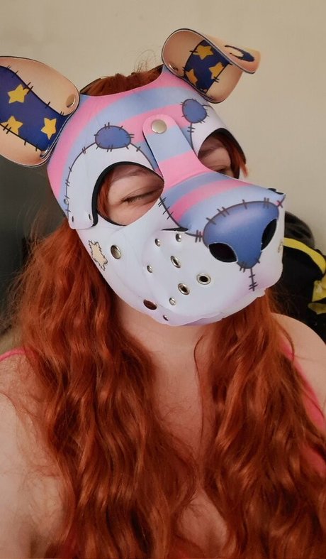 Ginger nut high quality actress picture