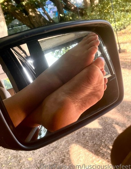 lusciouslovefeet pornstar high quality image