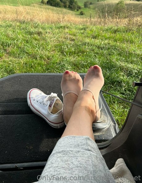 lusciouslovefeet star pretty photos