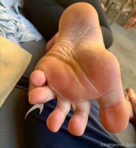 higharches bella model high quality image