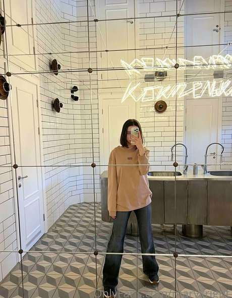 maryloveeeefree pornstar erotic photo