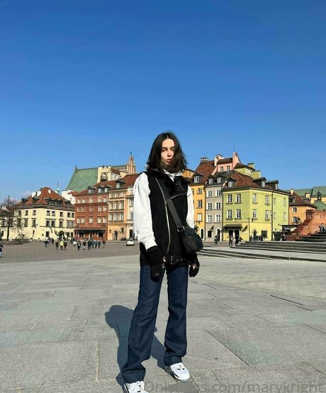 maryloveeeefree best model pic