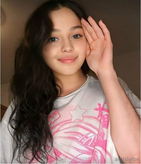 alislyfox art actress picture