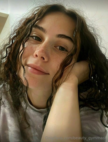 beauty gymmast beautiful star images