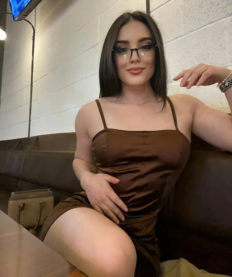 Daniela Flores star sex image